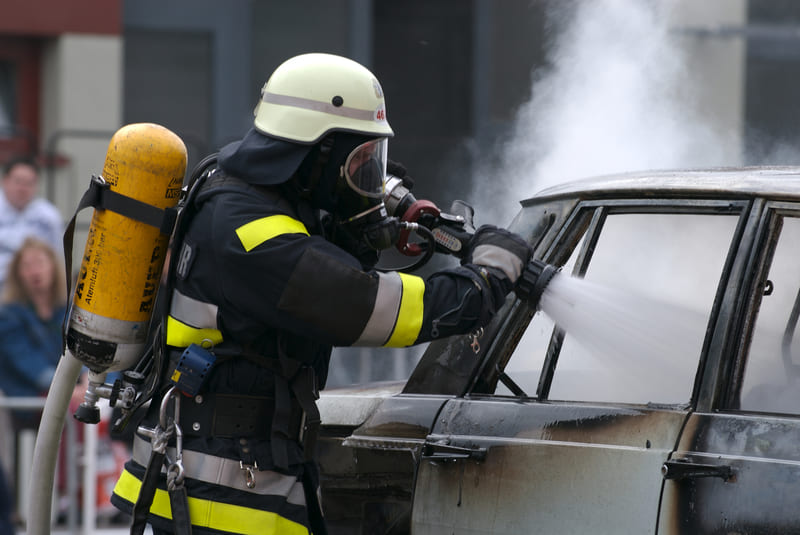 fire-fighter-1-burning-car