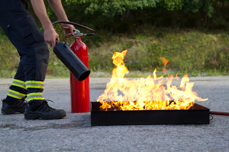 safety-officer-course-fire-fighter-training